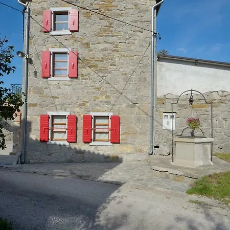 Sobe Denis Village Πανσιόν *